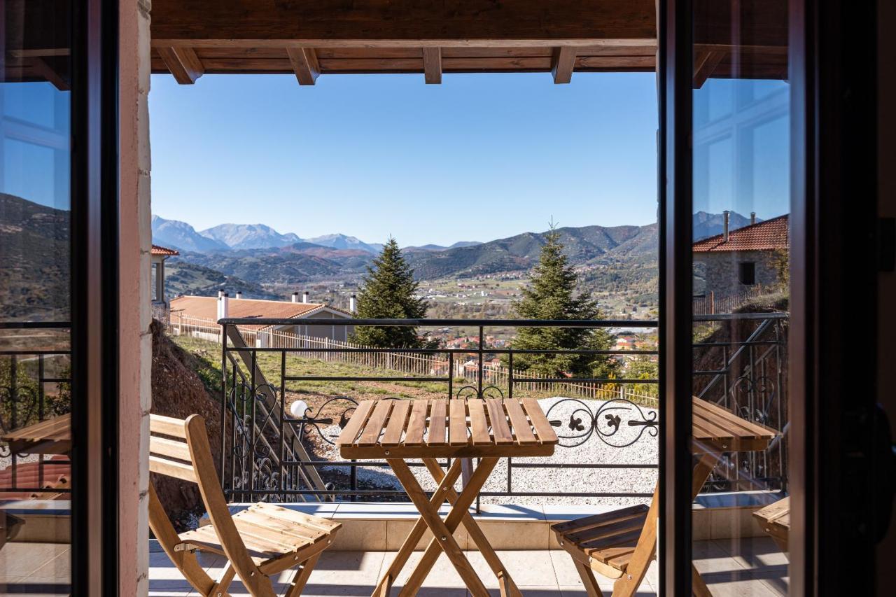 Gm Luxury Suites Kalavryta Eksteriør billede