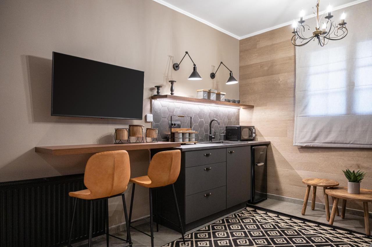 Gm Luxury Suites Kalavryta Eksteriør billede
