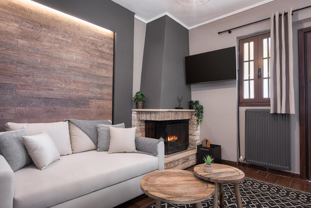 Gm Luxury Suites Kalavryta Eksteriør billede