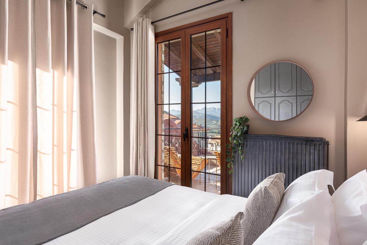 Gm Luxury Suites Kalavryta Eksteriør billede